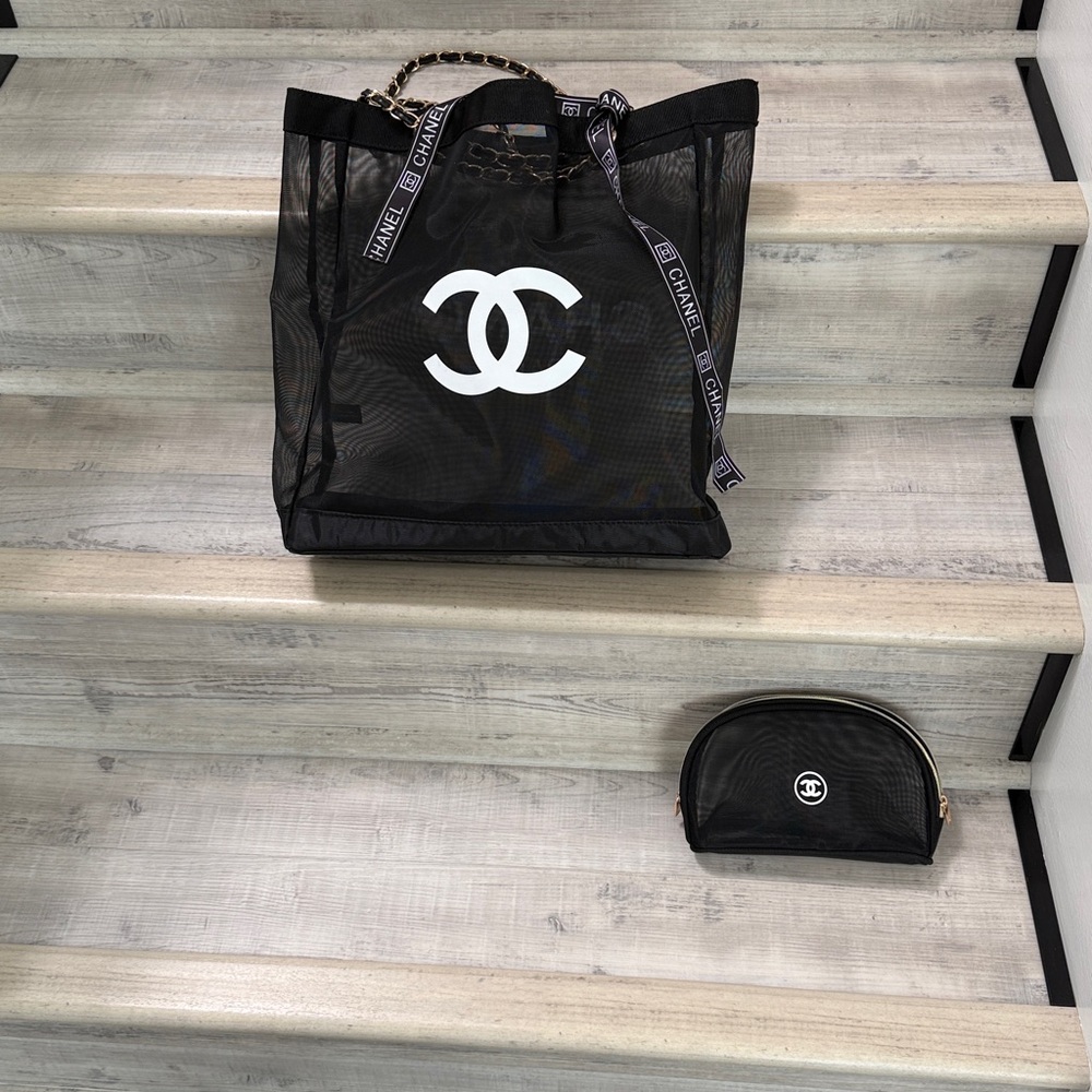 CHANEL Paris Mesh Tote & Pouch Set | Black Chain Shoulder Bag VIP AUTHENTIC NIP - Picture 4 of 4